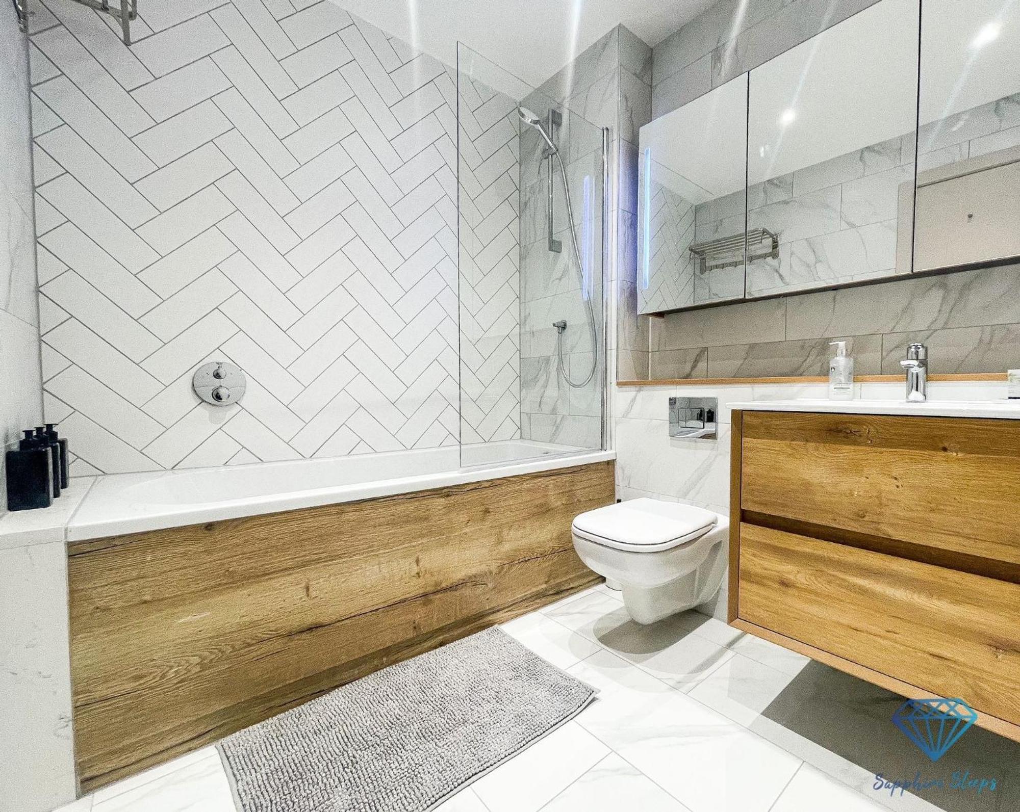 M1 City Centre 3 Bed 3 Bath Luxe Penthouse Manchester Exterior photo